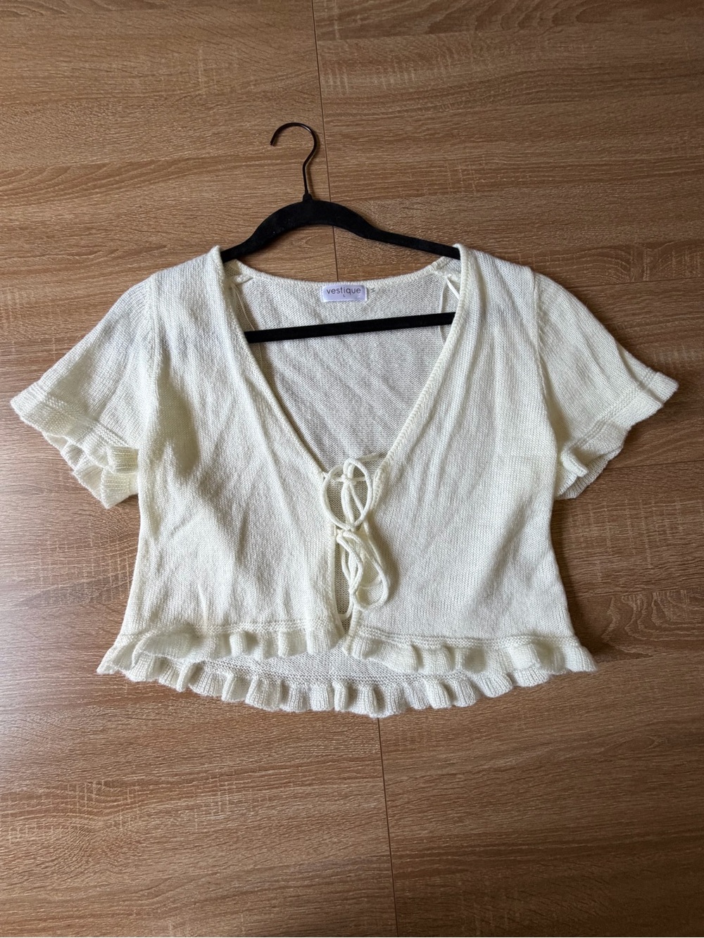vestique Cream Tie-Front Ruffle Crop Top